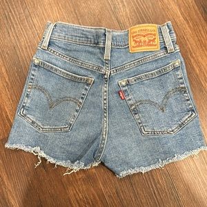 Levi’s high rise shorts